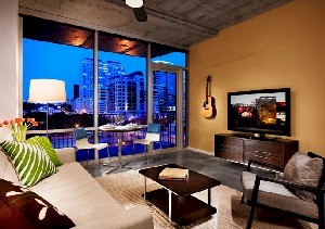 Downtown Austin High Rise Luxury Apartments - Live Like a King or Queen!